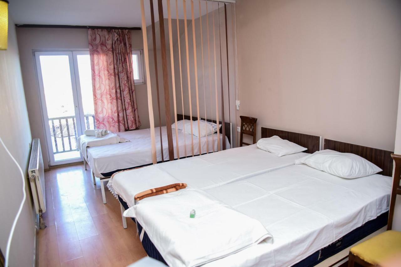 Art Theatre Caffe Hotel Struga Exteriör bild